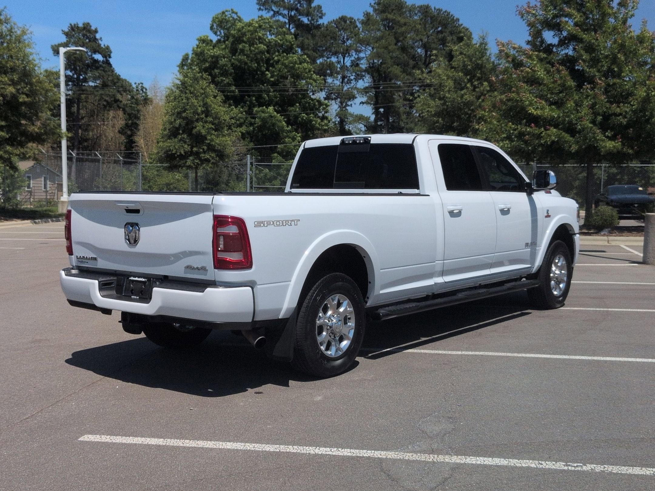 Used 2021 RAM 3500 Laramie AWD/4WD image 4