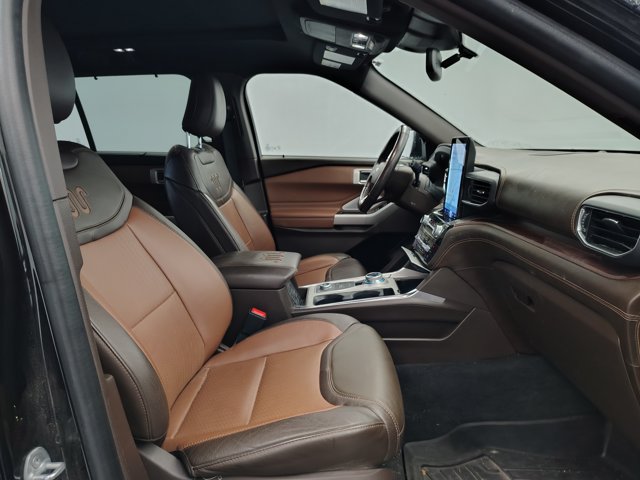 Certified 2022 Ford Explorer King Ranch w/ Technology Package AWD/4WD image 14