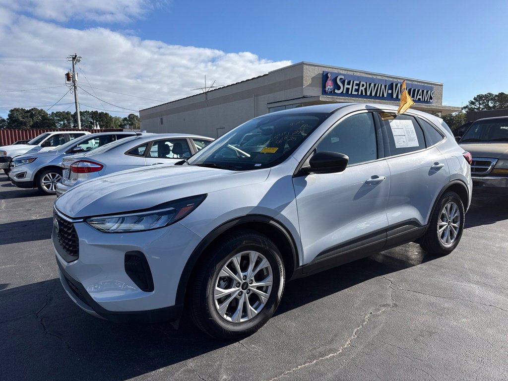 Certified 2025 Ford Escape Active