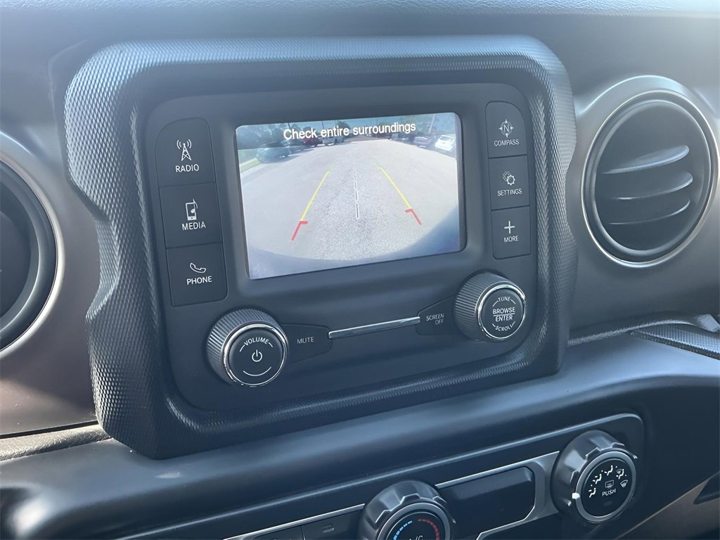 Used 2019 Jeep Wrangler Unlimited Sport image 34