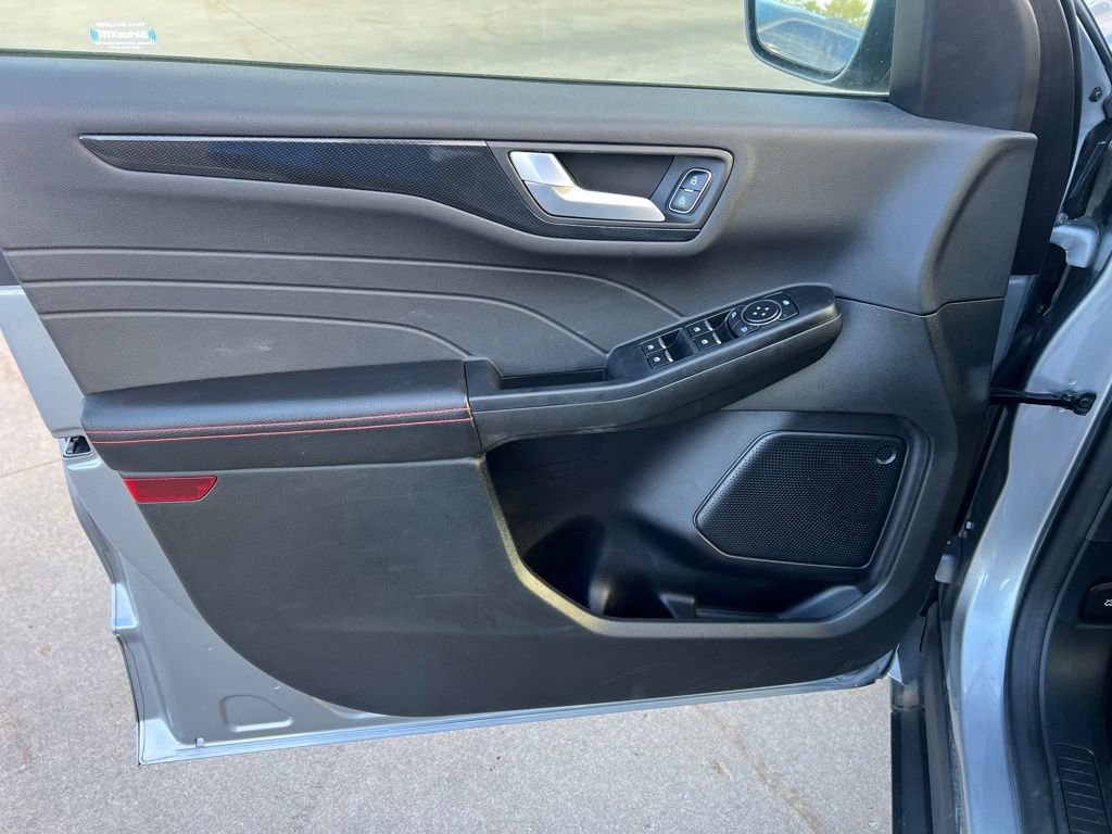 Certified 2023 Ford Escape ST-Line w/ Tech Pack #1 image 12