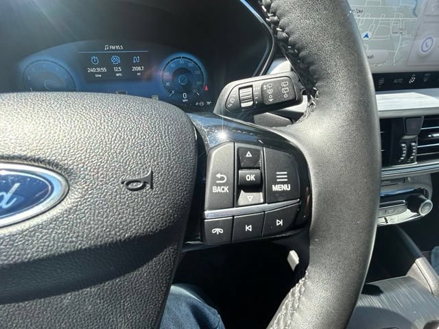 Certified 2023 Ford Escape Platinum w/ Premium Technology Package AWD/4WD image 22