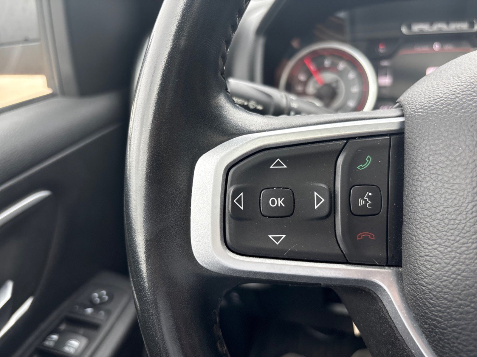 Used 2022 RAM 1500 Big Horn AWD/4WD image 18