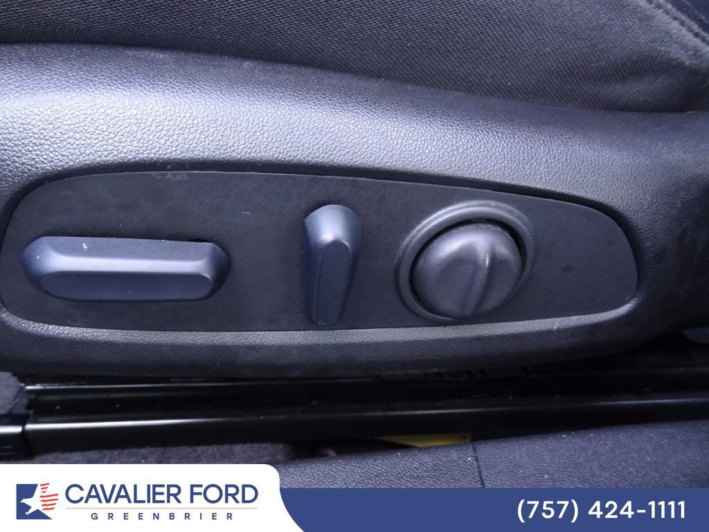 Used 2024 Chevrolet Malibu LT FWD image 7