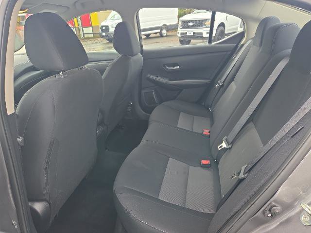 Used 2023 Nissan Sentra SV FWD image 13