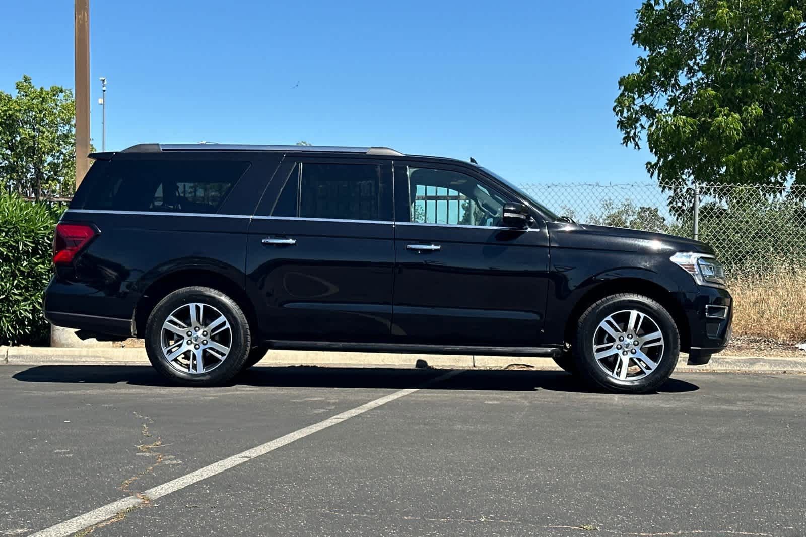 Certified 2024 Ford Expedition Max Limited image 6