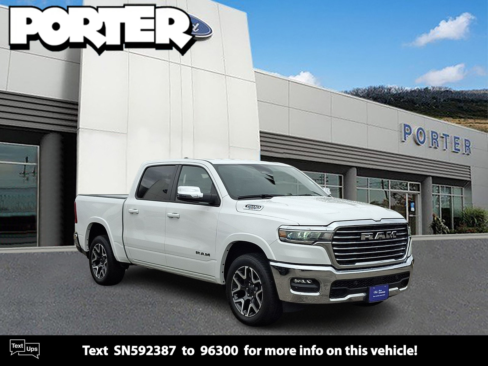 Used 2025 RAM 1500 Laramie AWD/4WD image 1