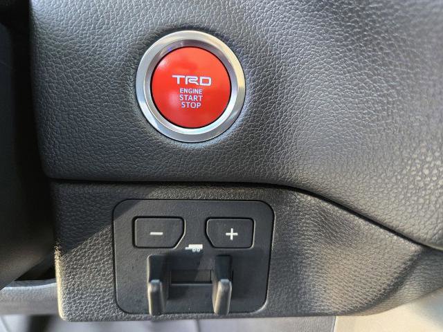 Used 2024 Toyota Tundra Limited w/ TRD Off-Road Package image 31