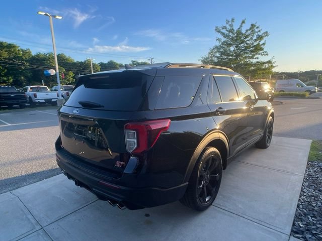 Certified 2023 Ford Explorer ST w/ Equipment Group 401A AWD/4WD image 8