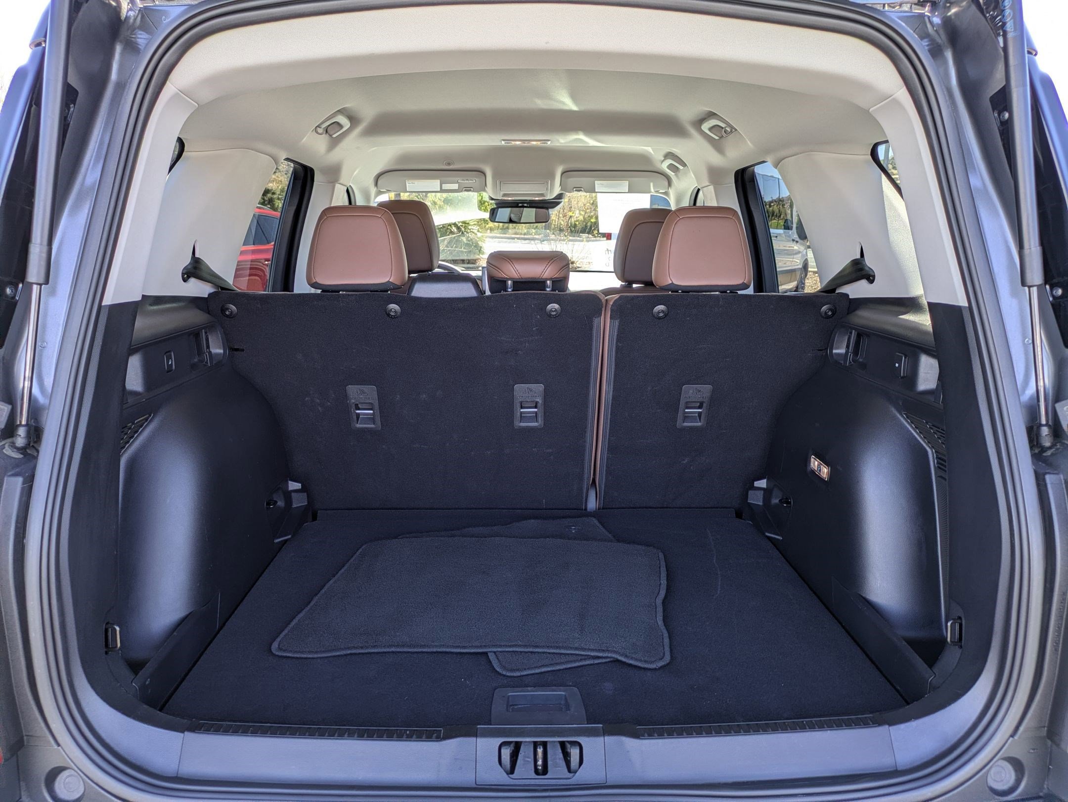 Certified 2025 Ford Bronco Sport Outer Banks w/ Outer Banks Tech Package+ AWD/4WD image 30