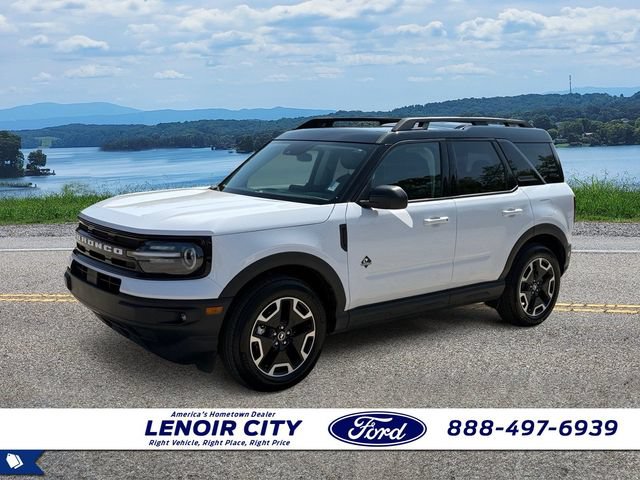 Certified 2022 Ford Bronco Sport Outer Banks w/ Tech Package AWD/4WD image 7