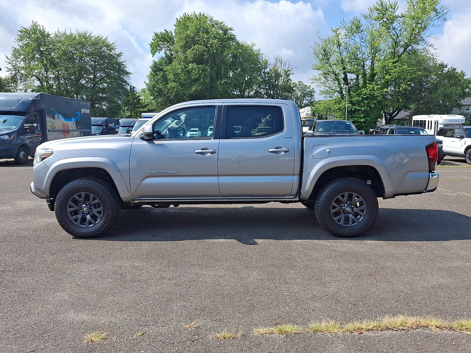 Used 2021 Toyota Tacoma SR5 AWD/4WD image 4