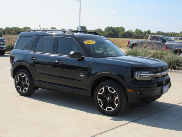 Certified 2023 Ford Bronco Sport Outer Banks w/ Tech Package AWD/4WD image 11