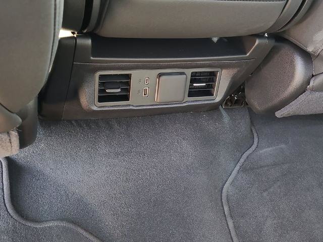 Used 2026 GMC Sierra 1500 SLT AWD/4WD image 18