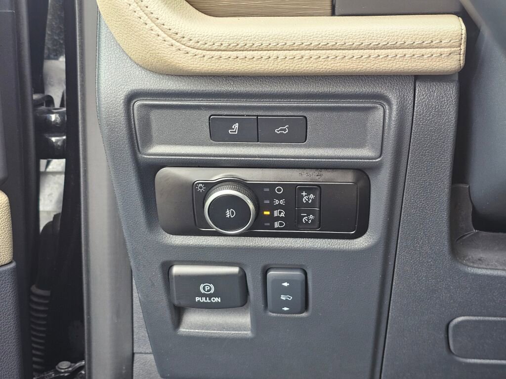 Certified 2024 Ford Expedition Limited AWD/4WD image 25