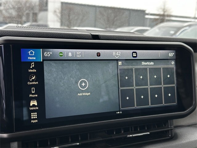 Used 2024 Jeep Wrangler Unlimited image 21