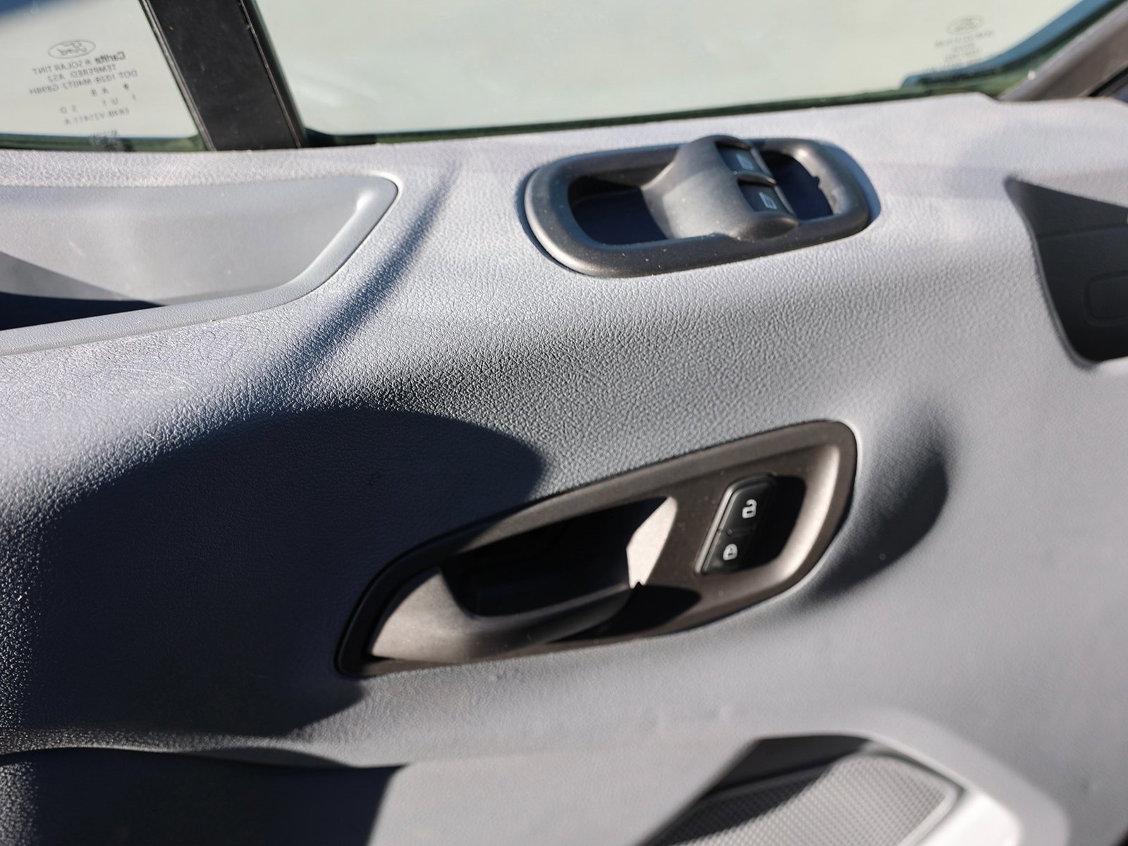 Certified 2019 Ford Transit 150 130 Low Roof image 31