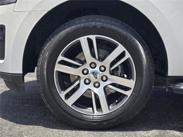 Certified 2023 Ford Expedition XLT RWD image 11
