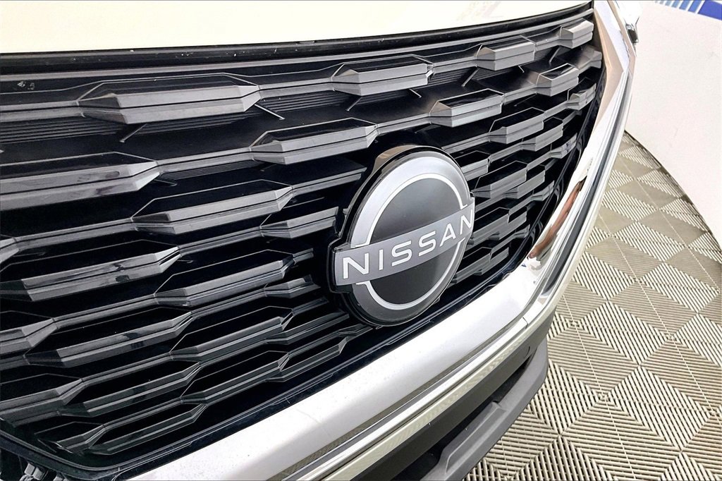 Used 2023 Nissan Rogue SL w/ SL Premium Package image 23