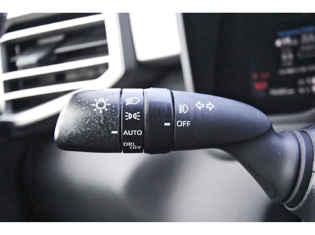 Used 2024 Toyota Tundra Limited AWD/4WD image 18