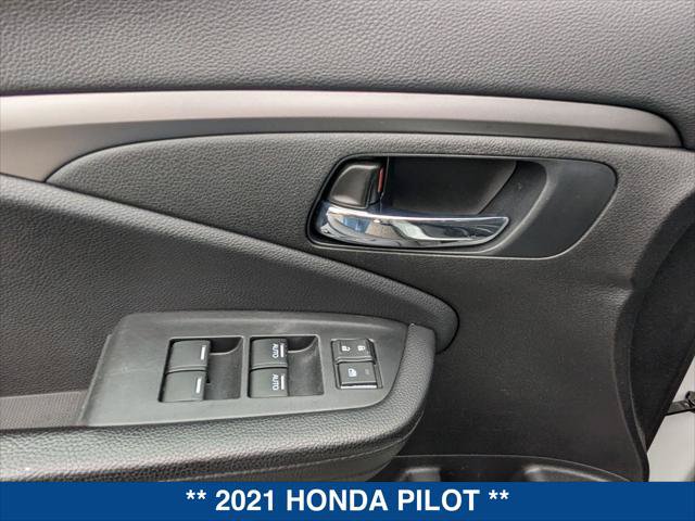 Used 2021 Honda Pilot EX image 11