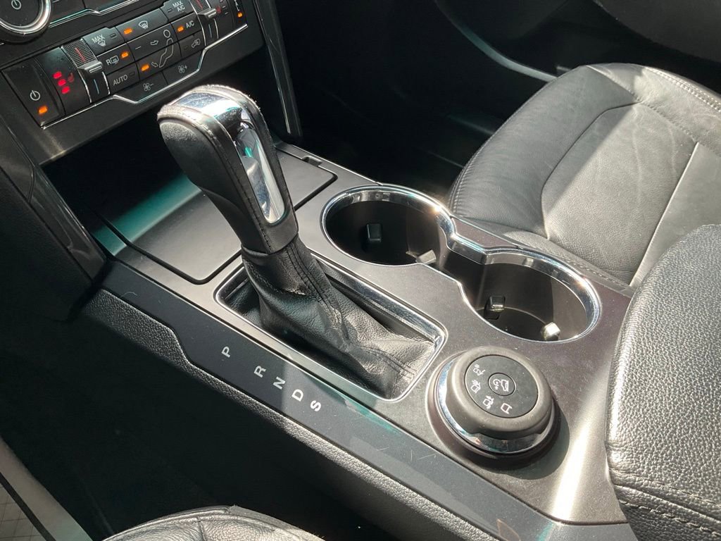 Certified 2017 Ford Explorer XLT w/ Equipment Group 202A image 15