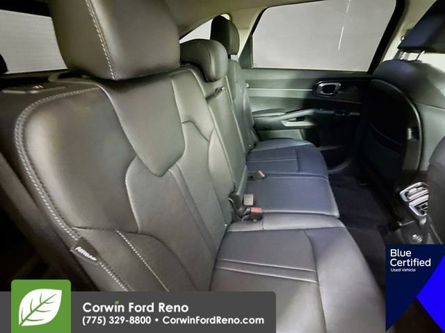 Used 2024 Kia Sorento S w/ Panoramic Sunroof Package image 32