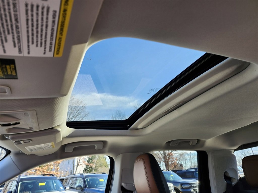 Certified 2023 Ford Maverick Lariat w/ Equipment Group 500A Standard image 20