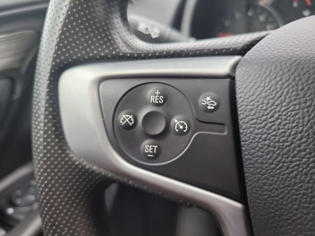 Used 2024 GMC Terrain SLE AWD/4WD image 26