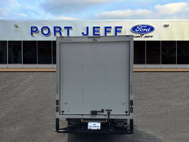 Certified 2023 Ford E-450 and Econoline 450 Super Duty w/ Power Windows & Locks Group RWD image 4
