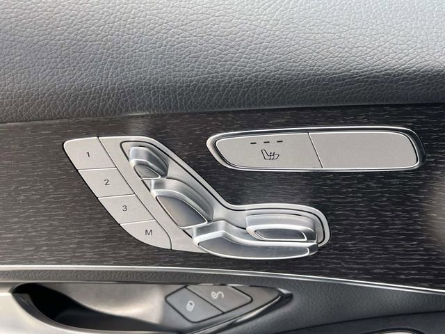 Used 2022 Mercedes-Benz GLC 300 4MATIC image 17