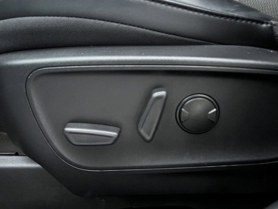 Certified 2023 Ford Escape ST-Line w/ Tech Pack #1 image 11