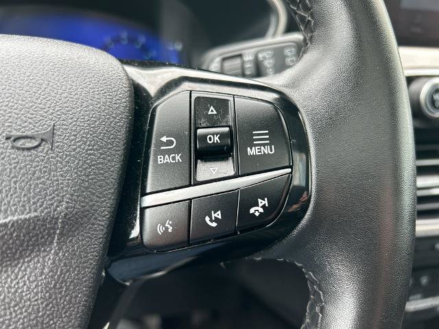 Certified 2022 Ford Escape SEL w/ Technology Package AWD/4WD image 16