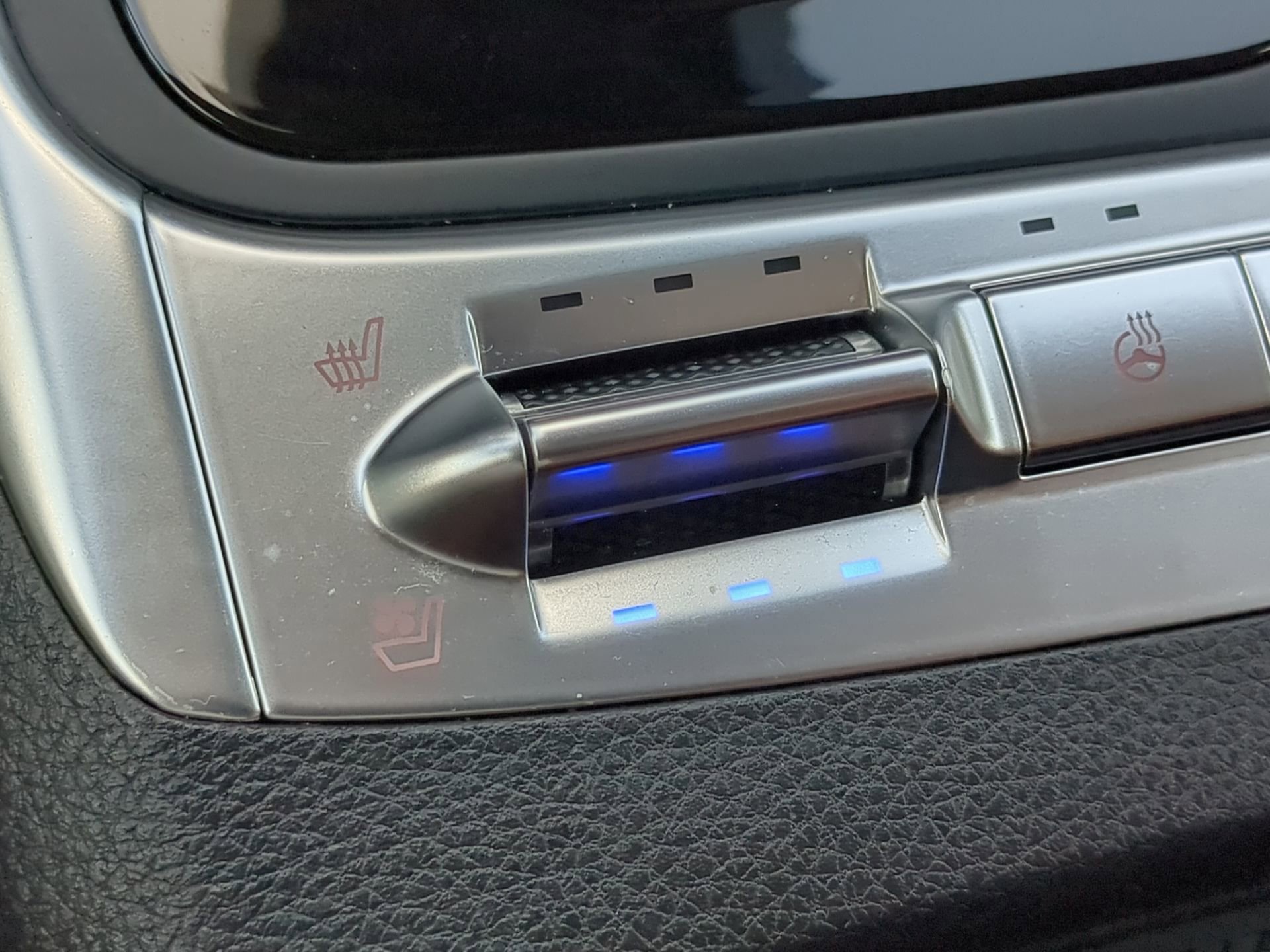 Used 2025 Kia Carnival SX Prestige FWD image 64