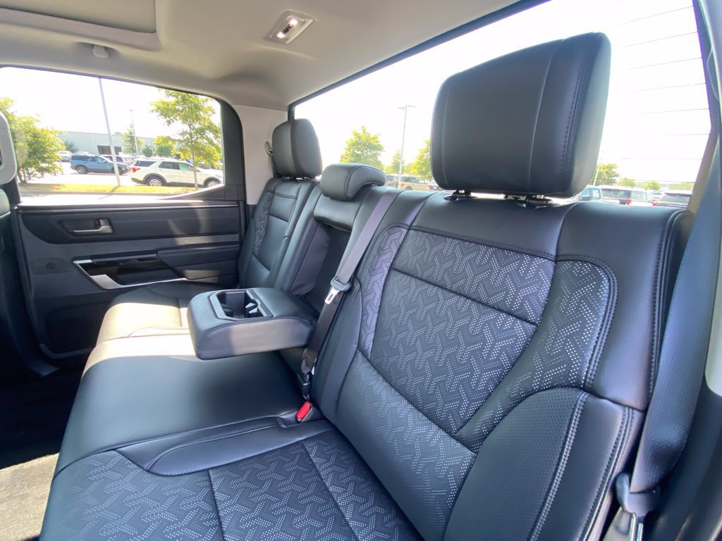 Used 2024 Toyota Tundra Limited AWD/4WD image 26