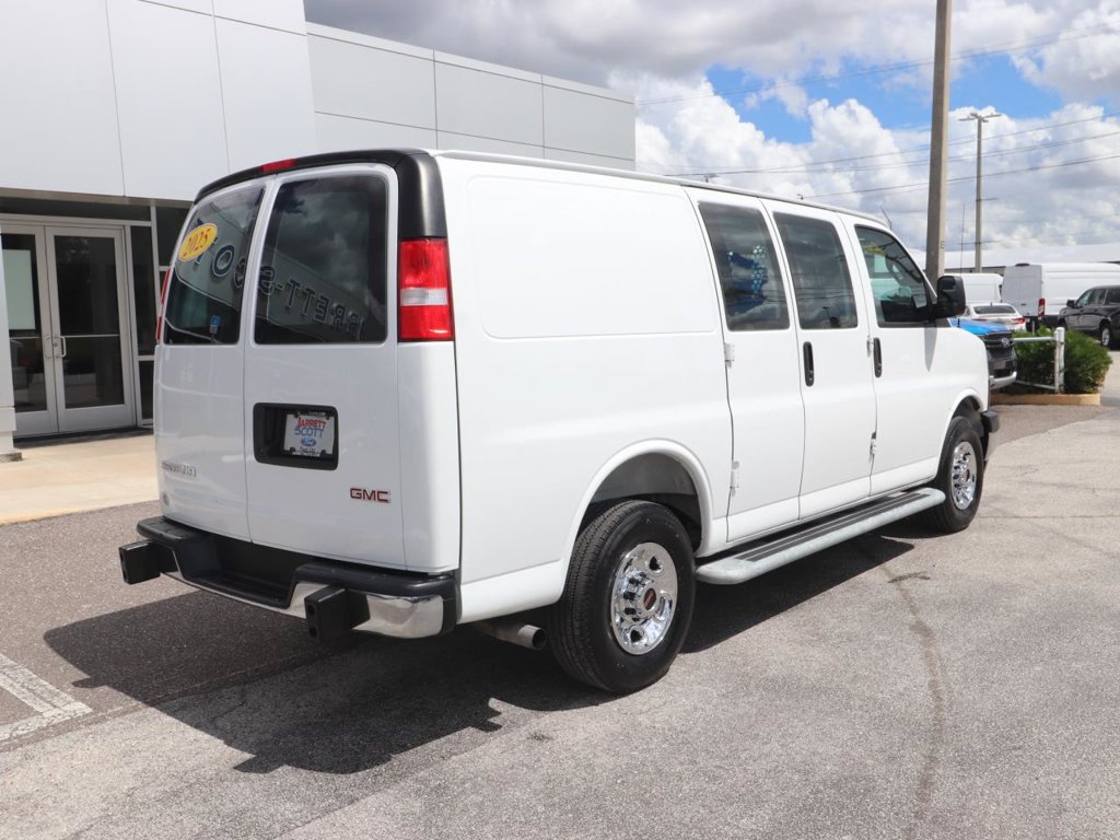 Used 2025 GMC Savana 2500 w/ Driver Convenience Package RWD image 15