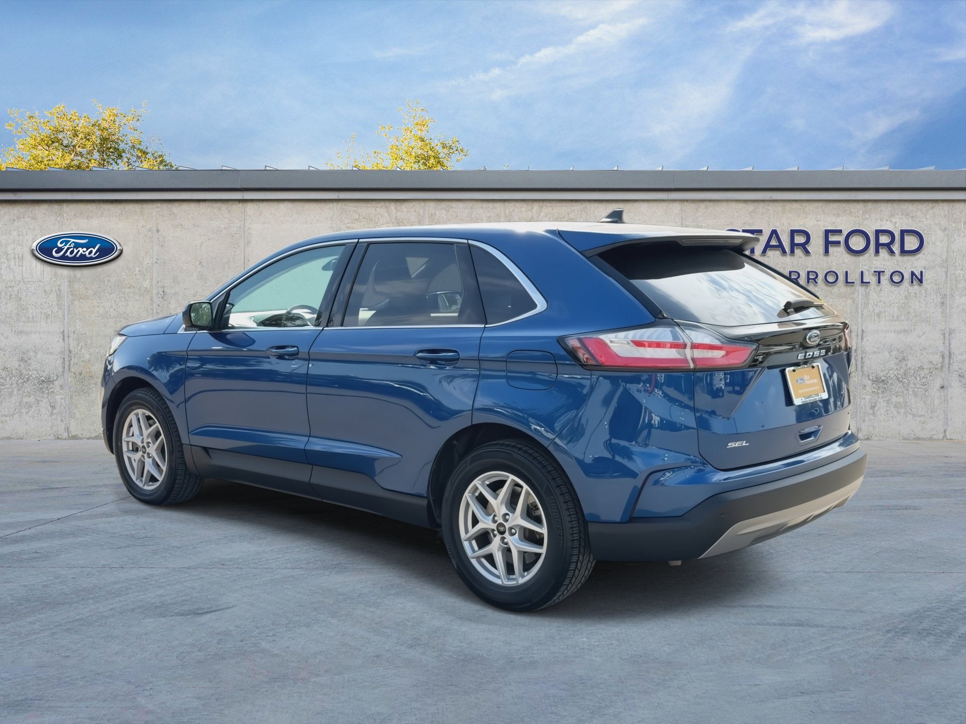 Certified 2024 Ford Edge SEL AWD/4WD image 6