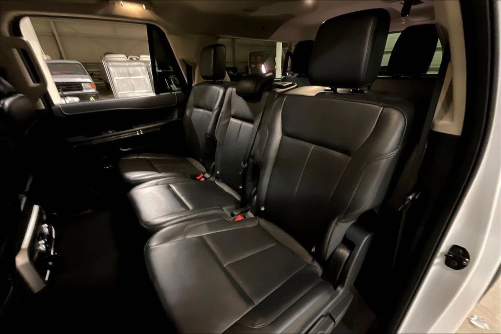 Certified 2024 Ford Expedition Max XLT image 24