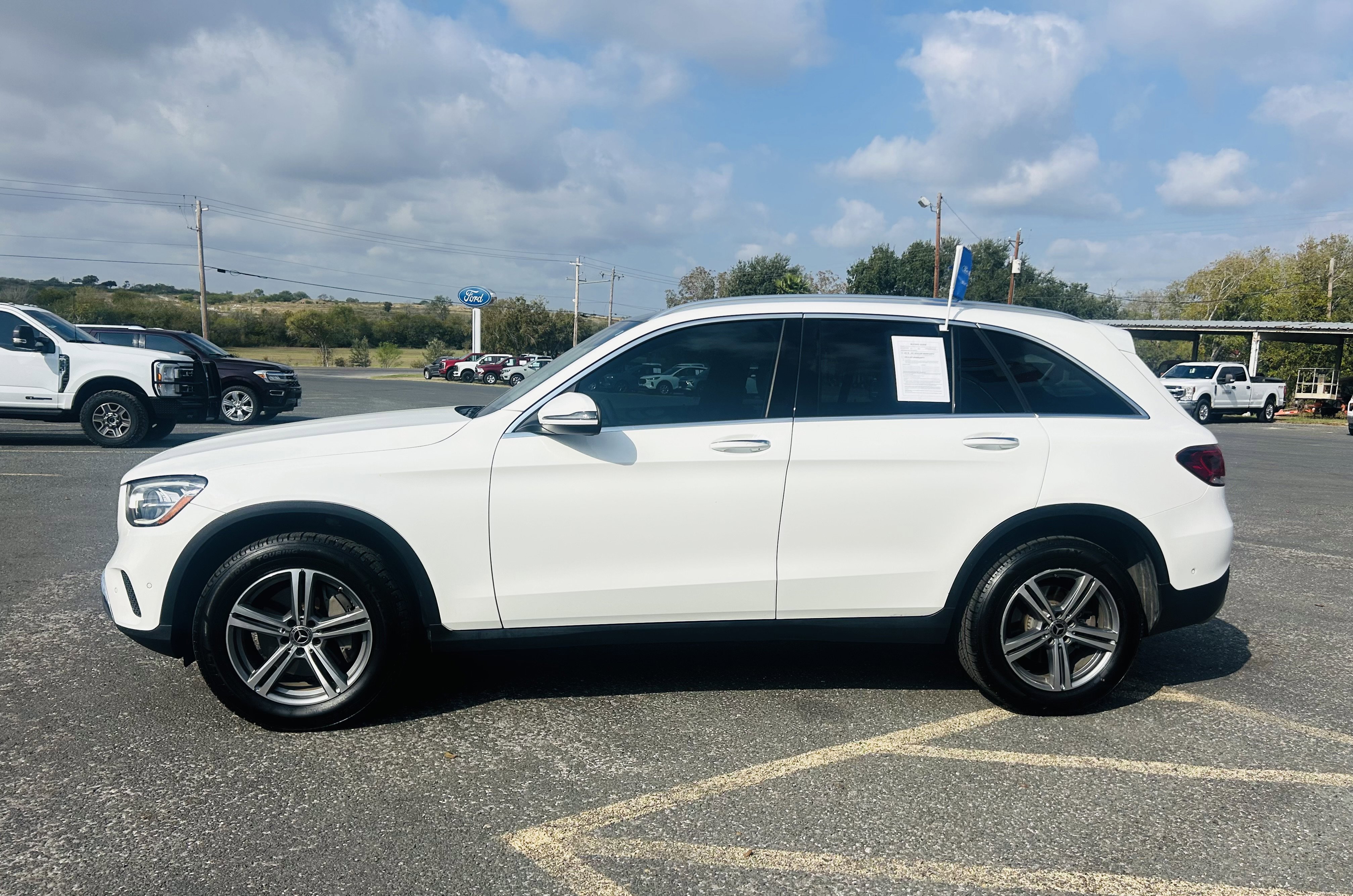 Used 2021 Mercedes-Benz GLC 300 image 5