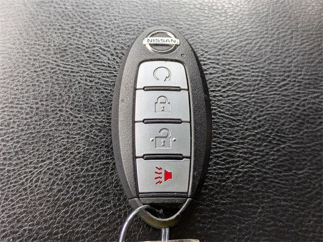 Used 2019 Nissan Pathfinder SV image 27