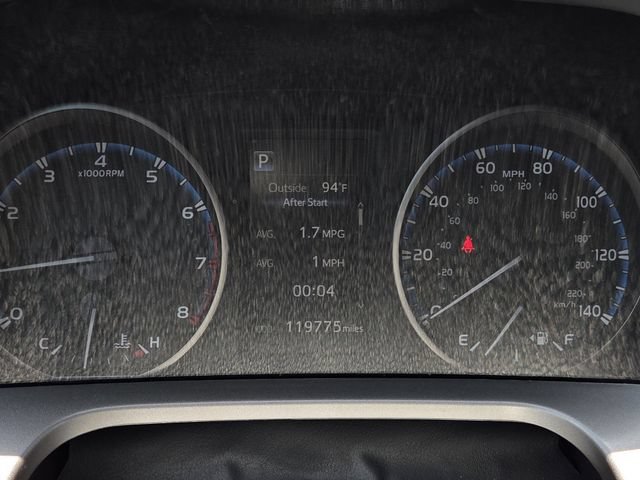 Used 2018 Toyota RAV4 XLE FWD image 19