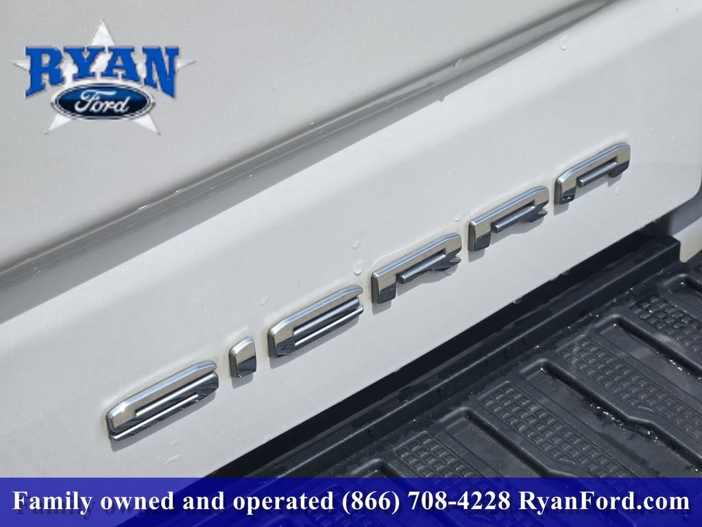 Used 2022 GMC Sierra 1500 Denali w/ Driver Alert Package II image 8