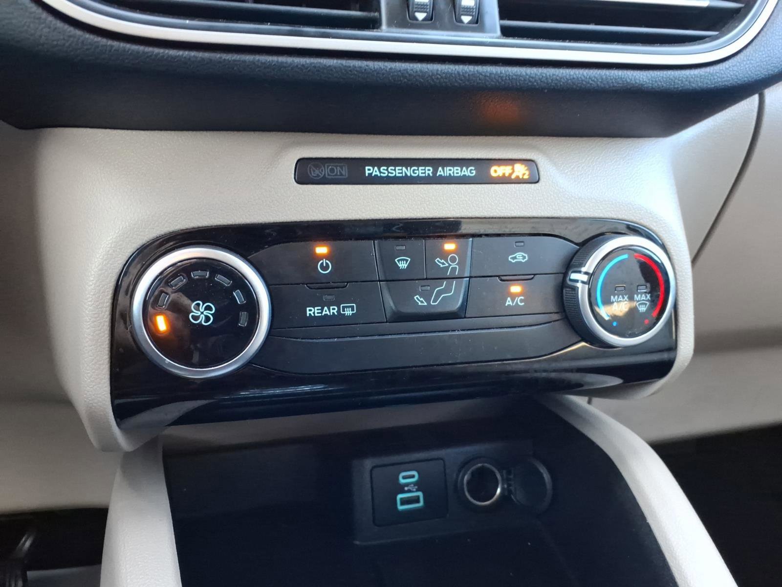 Certified 2022 Ford Escape SE image 24