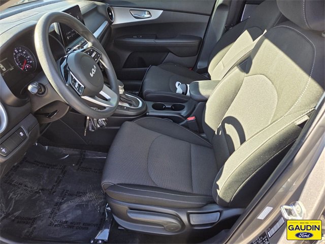 Used 2022 Kia Forte LXS image 10