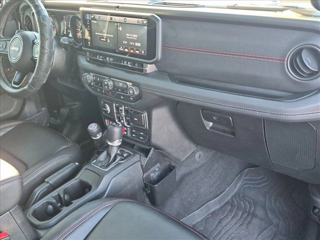Used 2026 Jeep Wrangler Unlimited Rubicon AWD/4WD image 21