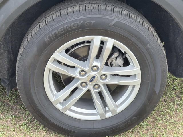 Certified 2023 Ford Explorer XLT w/ Equipment Group 202A AWD/4WD image 15