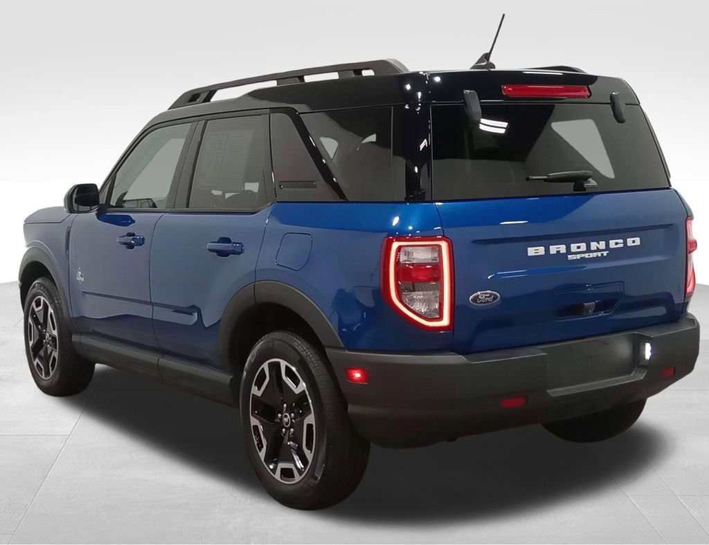 Certified 2024 Ford Bronco Sport Outer Banks w/ Tech Package AWD/4WD image 7
