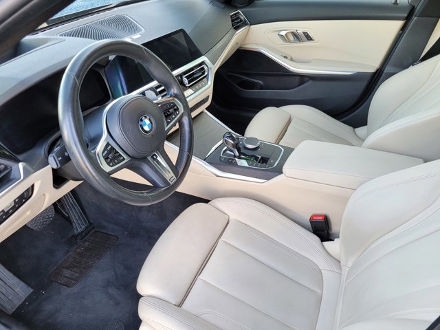 Used 2020 BMW 330i Sedan w/ Premium Package image 14