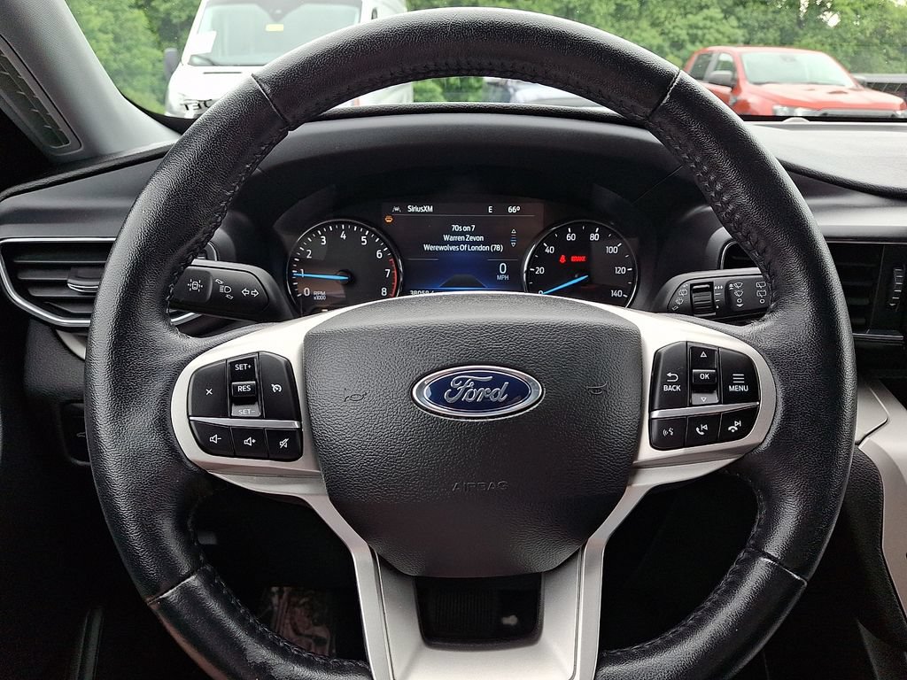 Certified 2023 Ford Explorer XLT w/ Equipment Group 202A AWD/4WD image 19