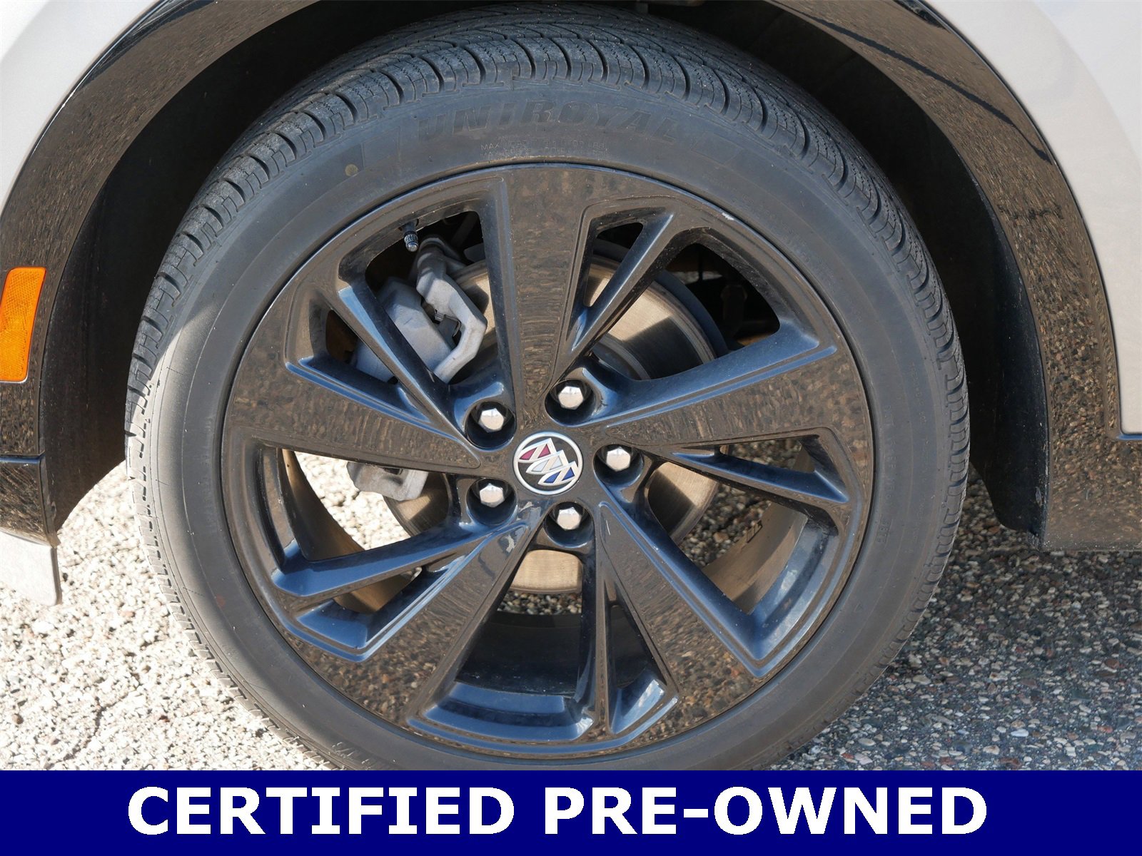 Used 2023 Buick Envision Essence w/ Sport Touring Package image 8